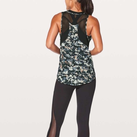 Lululemon Sculpt Tank II Spring Bloom Multi / Black - Picture 1 of 8